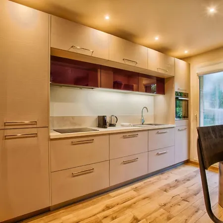 Διαμέρισμα Lovely Flat With Private Garden Ντοβίλ