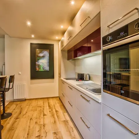 Lovely Flat With Private Garden