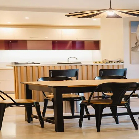 Lovely Flat With Private Garden Апартаменты *