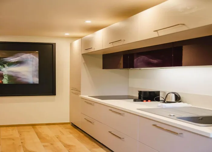 Lovely Flat With Private Garden Lägenhet *