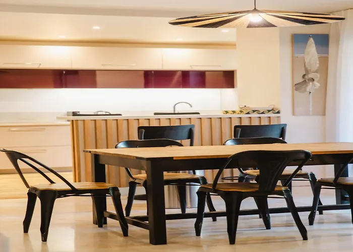 Lovely Flat With Private Garden Lägenhet *